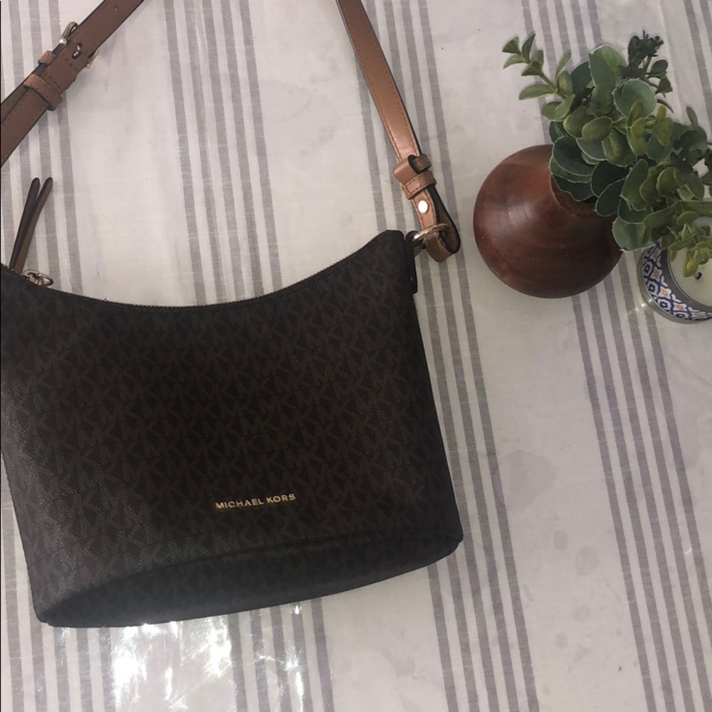 Michael Kors crossbody